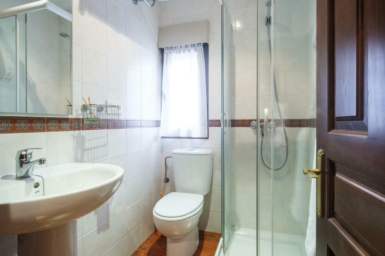 Apartamentos De Herminia Manzaneda  Екстер'єр фото