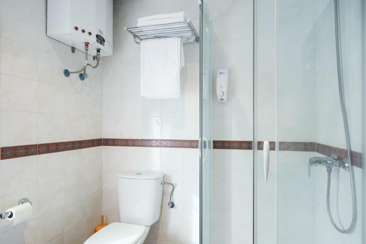 Apartamentos De Herminia Manzaneda  Екстер'єр фото